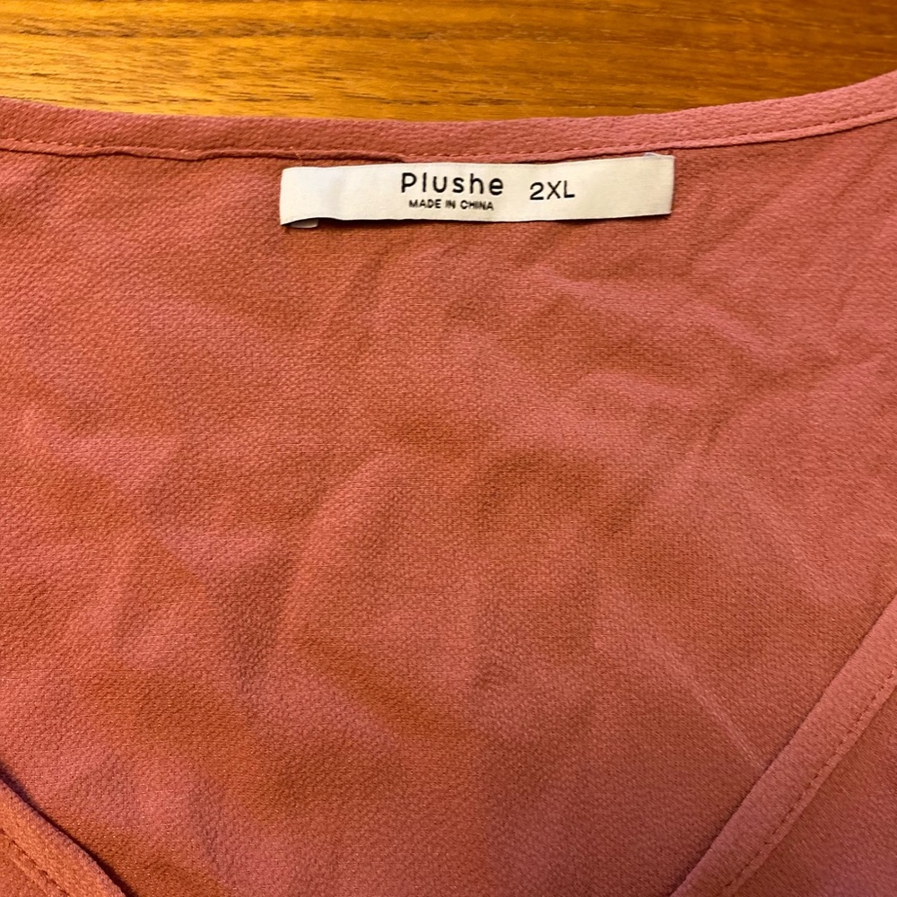 Blouse - Picture 2 of 3